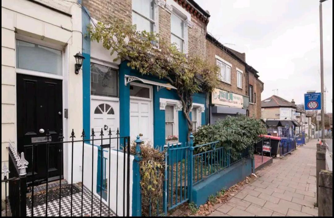 Stylish Room With Private Bath & Terrace In Super Central Clapham Junction Minutes From Victoria, Waterloo London Bagian luar foto