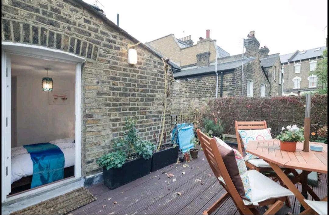 Stylish Room With Private Bath & Terrace In Super Central Clapham Junction Minutes From Victoria, Waterloo London Bagian luar foto